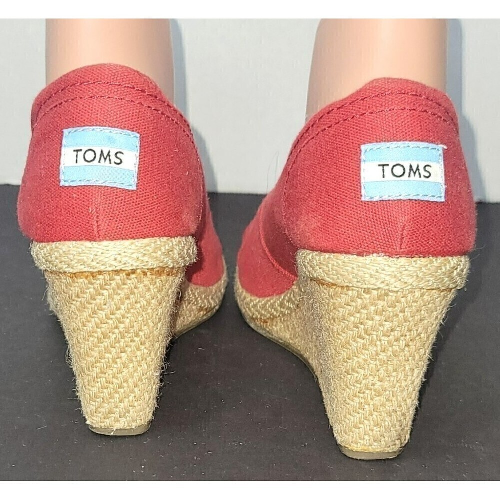 Tom's Red Canvas Wedge Espadrille - Size 9 - Picture 7 of 12